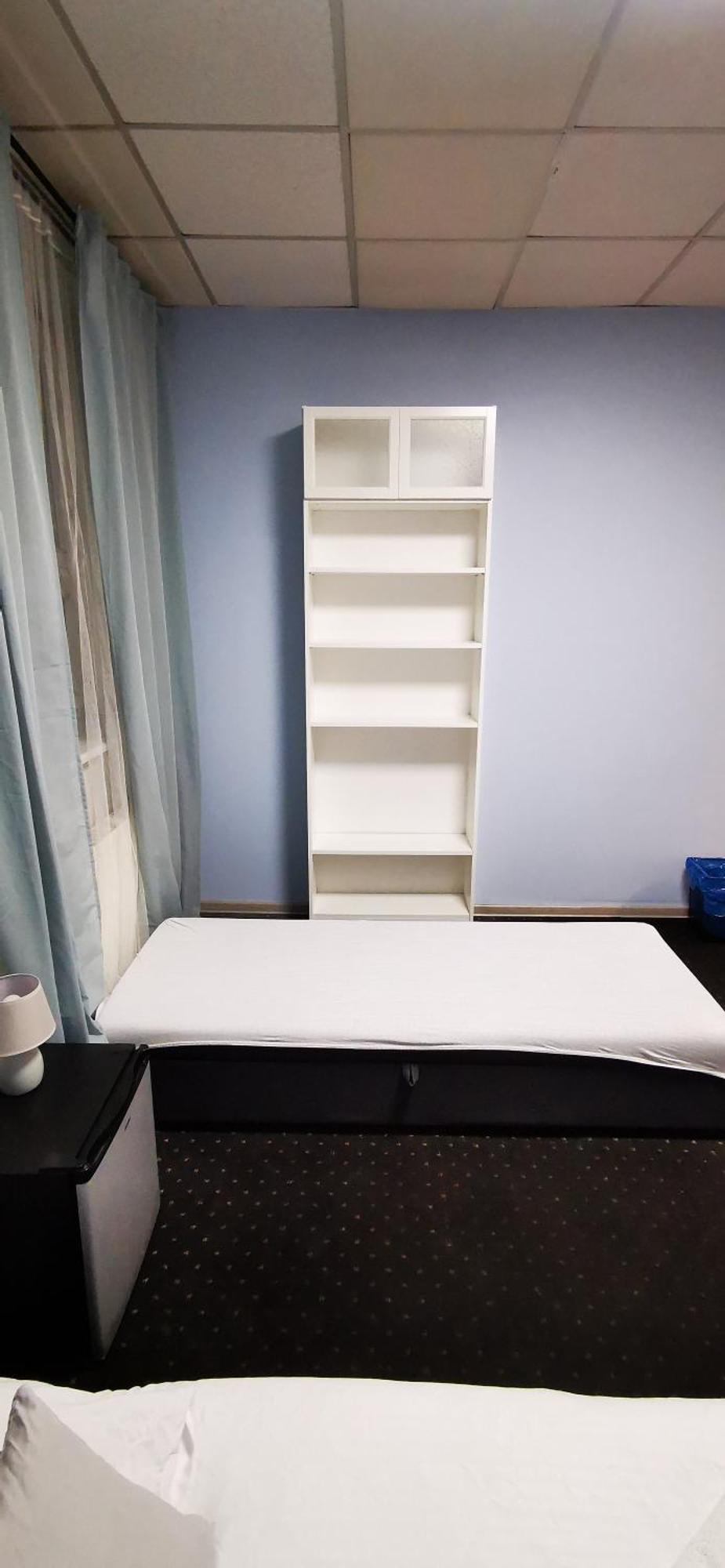 Hostel Powstaniec Wola - Private Rooms Варшава Экстерьер фото